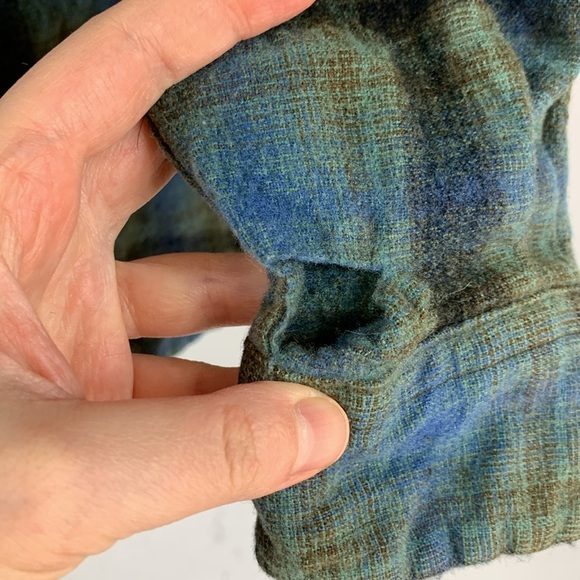 Pendleton Portland Oregon Plaid Green/Blue Button Down 100% Wool Shirt XS - Picture 7 of 10